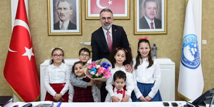 Kestel’de 23 Nisan Ruhu: Meydandan Makama Coşku Dolu Kutlama!