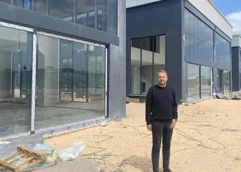 Bakan Bolat, Bursa’da iş adamlarıyla bir araya geldi