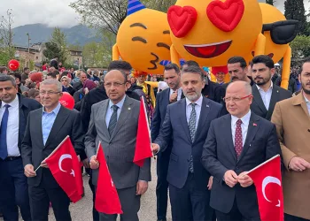 Karacabey’in köy okulunda unutulmaz 23 Nisan coşkusu