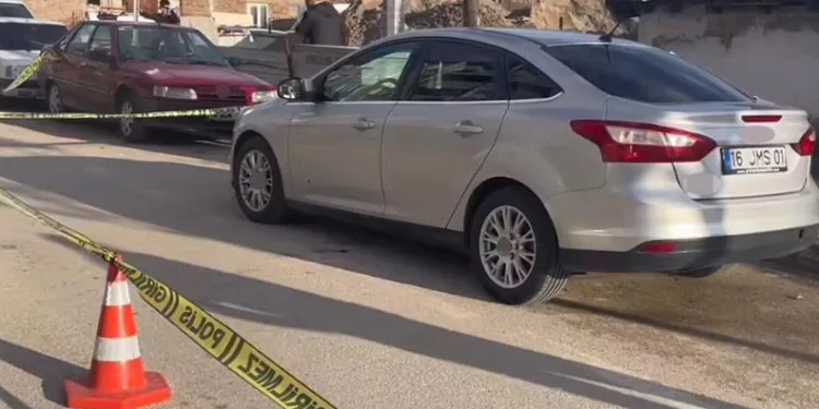 Bursa’da silahlı saldırı: Yaralı halde kaçıp polise sığındı