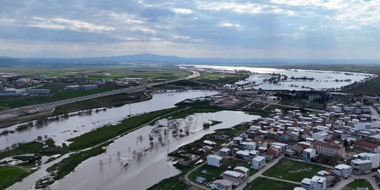Karacabey Ovası sular altında kaldı