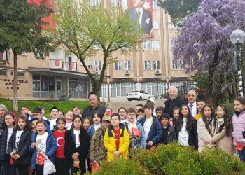 Karacabey’in köy okulunda unutulmaz 23 Nisan coşkusu