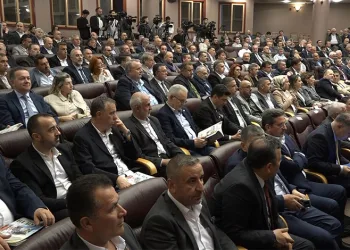 Bakan Bolat, Bursa’da iş adamlarıyla bir araya geldi