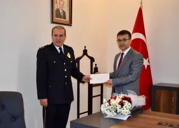 Şanlıurfa’da son kullanım tarihi geçmiş tonlarca gıda ürünü ele geçirildi