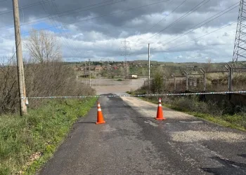 Aracına çarpan kamyonet için polis çağırdı hatalı parktan ceza yedi