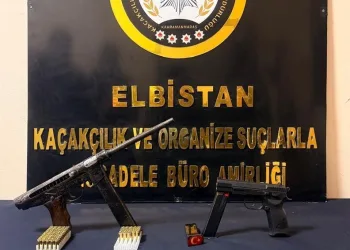 Aracına çarpan kamyonet için polis çağırdı hatalı parktan ceza yedi