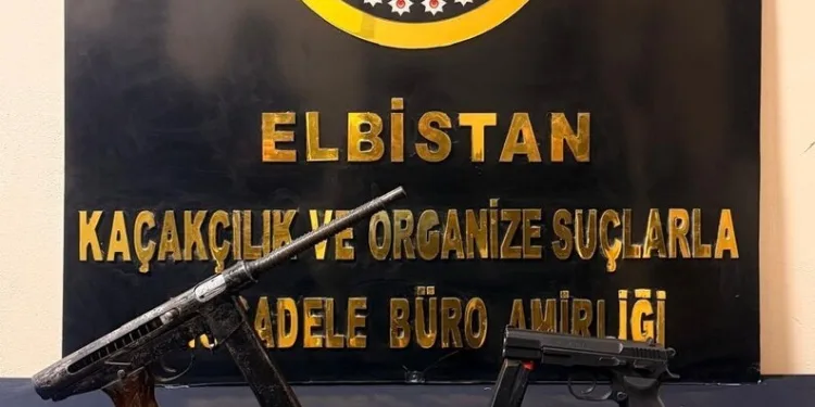 Aracına çarpan kamyonet için polis çağırdı hatalı parktan ceza yedi