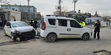 Mezitli Belediyesi denetimde tarihi geçmiş ürünlere geçit vermedi