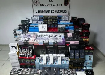 Mezitli Belediyesi denetimde tarihi geçmiş ürünlere geçit vermedi