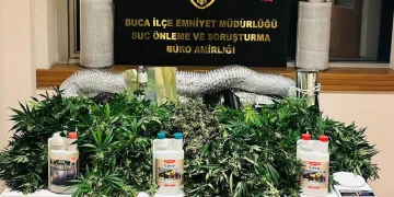 Antalya’da depoya inmek isterken düşen genç yaralandı