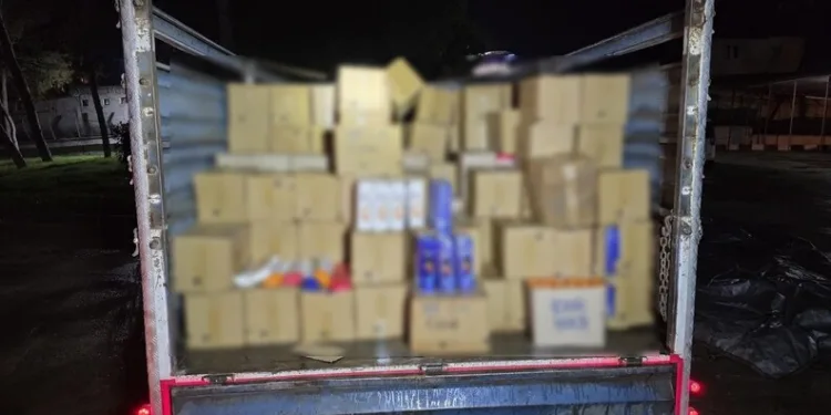 Beyoğlu’nda “yardım” yalanıyla yankesicilik yaptılar, suçüstü yakalandılar