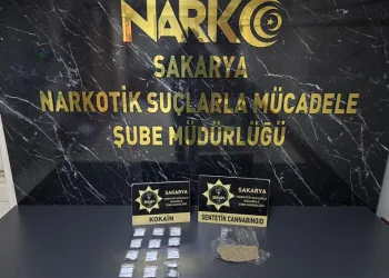 Beyoğlu’nda “yardım” yalanıyla yankesicilik yaptılar, suçüstü yakalandılar