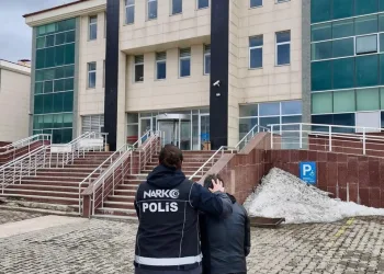 Motosikletin önünü kaldırarak yaptığı paylaşım 46 bin TL’ye mal oldu
