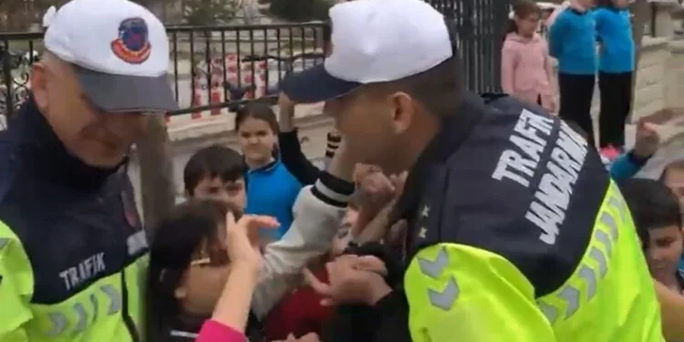 Motosikletin önünü kaldırarak yaptığı paylaşım 46 bin TL’ye mal oldu