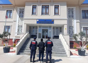 Motosikletin önünü kaldırarak yaptığı paylaşım 46 bin TL’ye mal oldu