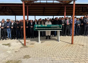 Okul saldırısında hayatını kaybeden Yusuf Tarık son yolculuğuna uğurlandı