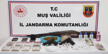 Okul saldırısında hayatını kaybeden Yusuf Tarık son yolculuğuna uğurlandı