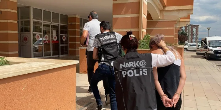 Okul saldırısında hayatını kaybeden Yusuf Tarık son yolculuğuna uğurlandı