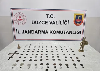 Okul saldırısında hayatını kaybeden Yusuf Tarık son yolculuğuna uğurlandı