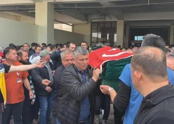 Okul saldırısında hayatını kaybeden Yusuf Tarık son yolculuğuna uğurlandı