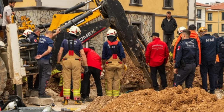 Siverek’te 17 yıl 6 ay hapis cezası bulunan firari yakalandı