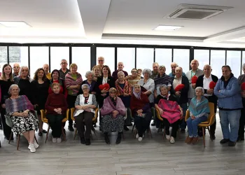 Nilüferli kadınlardan huzurevi sakinlerine gönül köprüsü