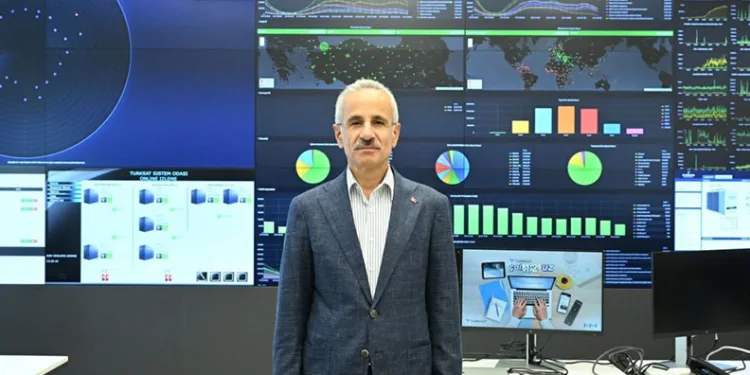 “Mobil cepten internet abone sayısı 75,6 milyon seviyesine ulaştı”