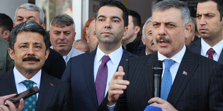 “Vatandaşın huzurunu bozan yapılarla mücadele sürecek”