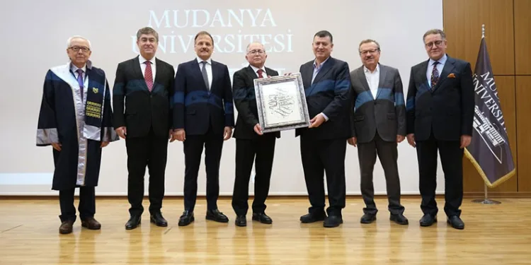 Mudanya Üniversitesi’nde yeni rektör Prof. Dr. Ahmet Kesik oldu