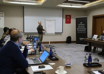 Bursa Business School’dan “Yapay Zeka ile Verimlilik Eğitimi”
