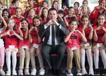 Osmangazi’de “Ana Baba Okulu” kapılarını açıyor