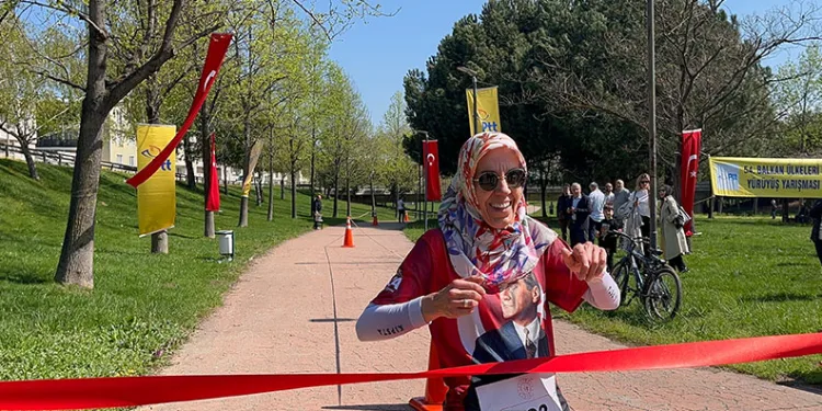 Bursa’da postacıların nefes kesen yarışı