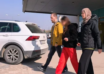 Bursa’da genç kızların bıçaklı kavgası: 1 tutuklama