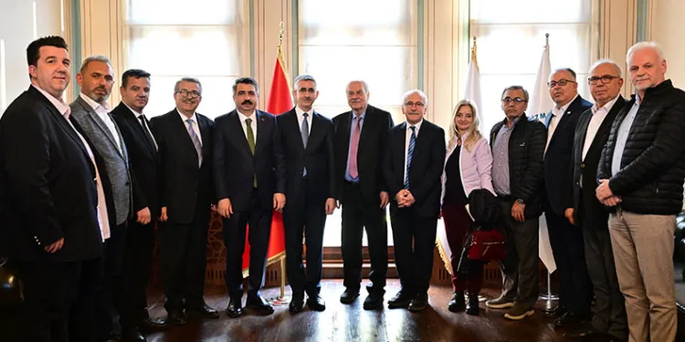Balkanlarla göbek bağımız var