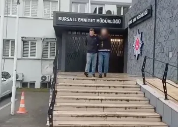 Bursa merkezli operasyonda 15 firari yakalandı