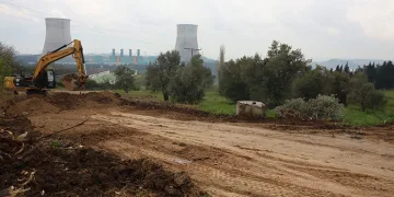 20 Bin Metrekarelik Alanda Yol Çalışması