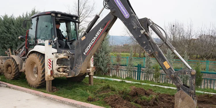 Bekir Aydın Devam Eden Projeleri Yerinde İnceledi