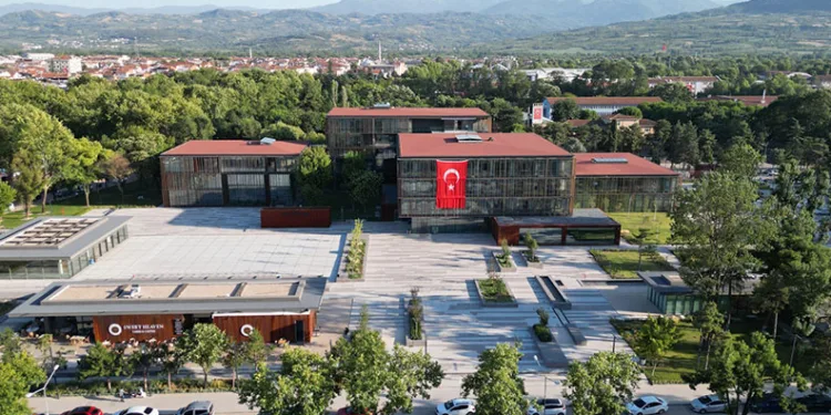 İnegöl’de ücretsiz otoparkların anlık doluluk oranı artık cebinizde