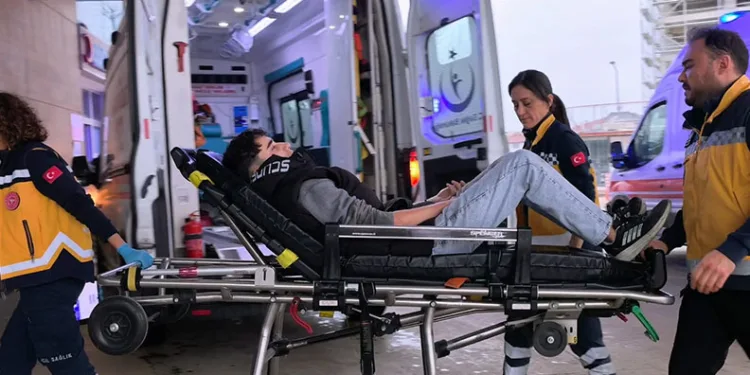 Bursa’da motosiklet kazası: 1’i çocuk 2 yaralı