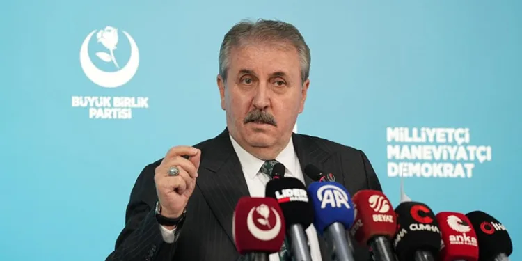 “PKK’nın siyasi uzantıları, Türk siyasetini enfekte etmeye devam etmektedir”