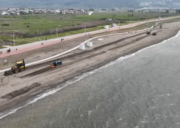 Plajlar yaza hazır hale getiriliyor