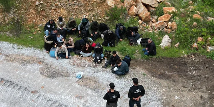 Bodrum’da 6’sı çocuk 21 düzensiz göçmen yakalandı