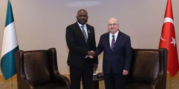 Bakan Güler, Nijerya Savunma Bakanı Musa ile görüştü