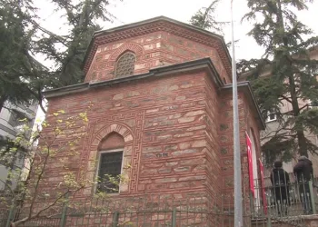 Bursa’da Abdüllatif Kudsi Türbesi yeniden ziyarete açıldı