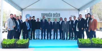 Kestel’de üreticiye 6 bin ahududu fidanı desteği