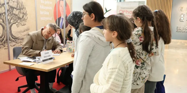 Osmangazi’de Yazarlar Kitapseverlerle Bir Araya Geliyor