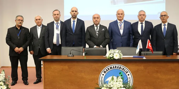 Marmarabirlik’te yeni dönem: Ali Yıldız ve ekibi 4 yıllığına göreve seçildi