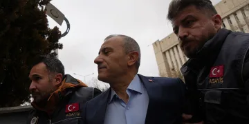 Eski Tunceli Valisi Tuncay Sonel adliyeye sevk edildi