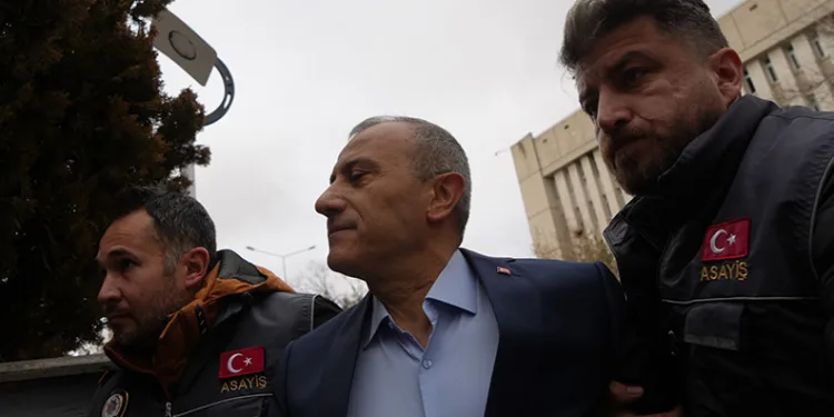Eski Tunceli Valisi Tuncay Sonel adliyeye sevk edildi