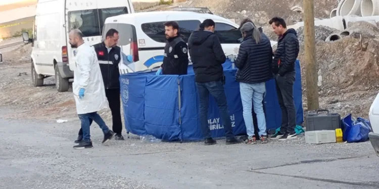 Arkadaşını pompalı tüfekle vurarak öldürdü